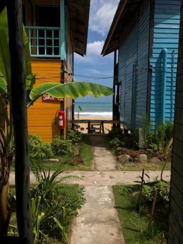 Beach Shack Chalet - Garden View Aframe Big Unit Kampong Juara Exteriör bild